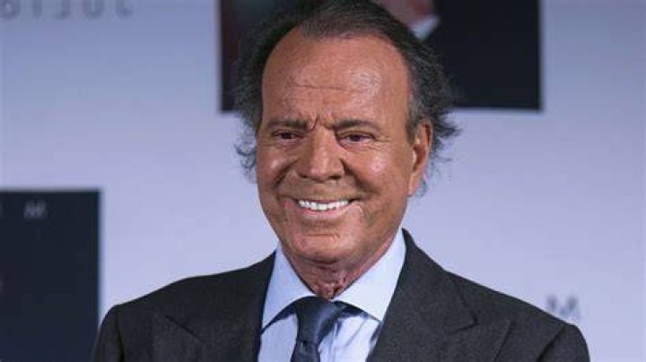 Julio Iglesias Net Worth: A Comprehensive Insight into the Legendary Singer's Wealth