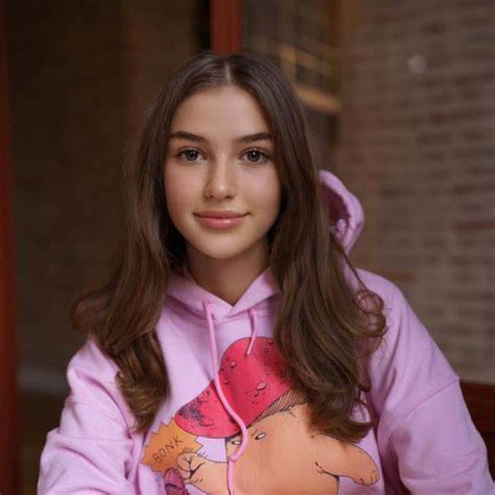 Olivia Casta: The Rising Star and Her Impact on Social Media